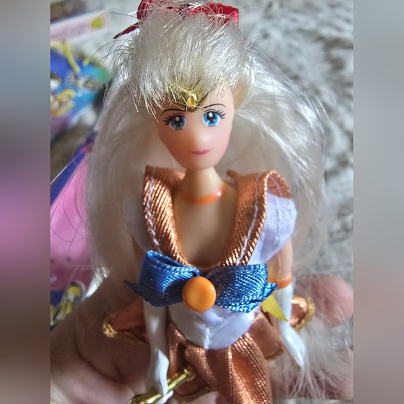 Sailor Venus doll - Picture 2 of 4